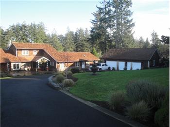  1236 SW Pine Dr, Warrenton, OR