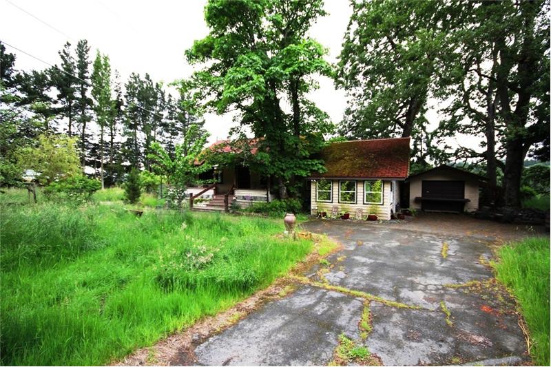 4436 Blenkinsop Rd Saanich BC
