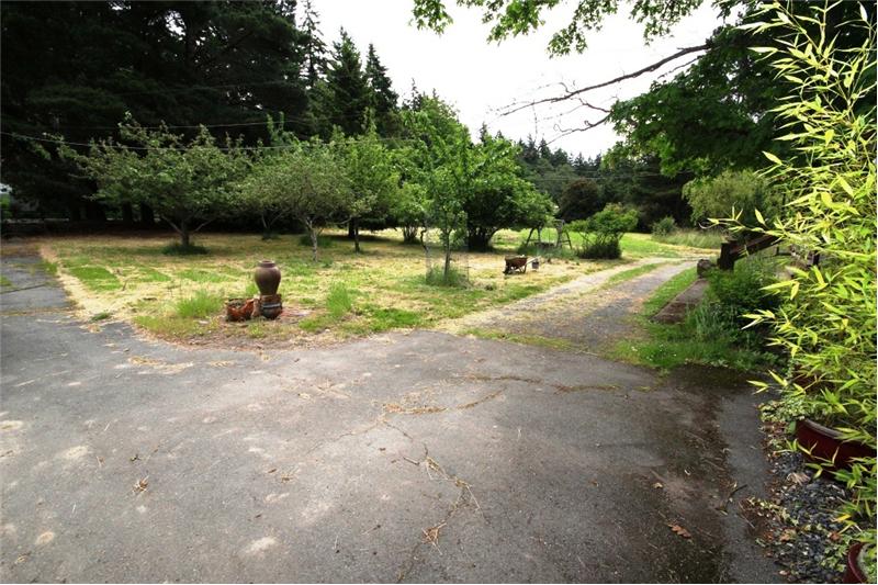 4436 Blenkinsop Rd Saanich BC