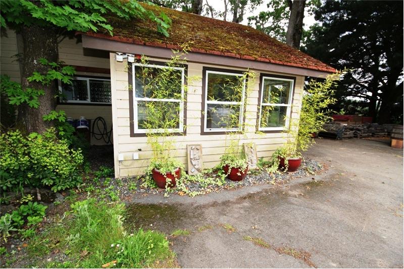 annex @ 4436 Blenkinsop Rd Saanich BC