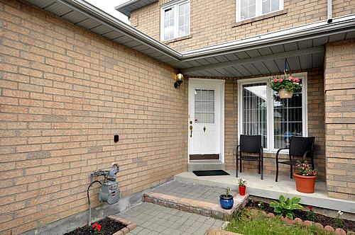 www.rajeev.ca  Sorry Folks! This Property is now SOLD
