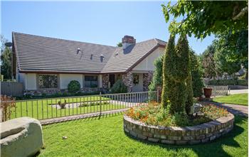  8189 Thoroughbred St., Alta Loma, CA