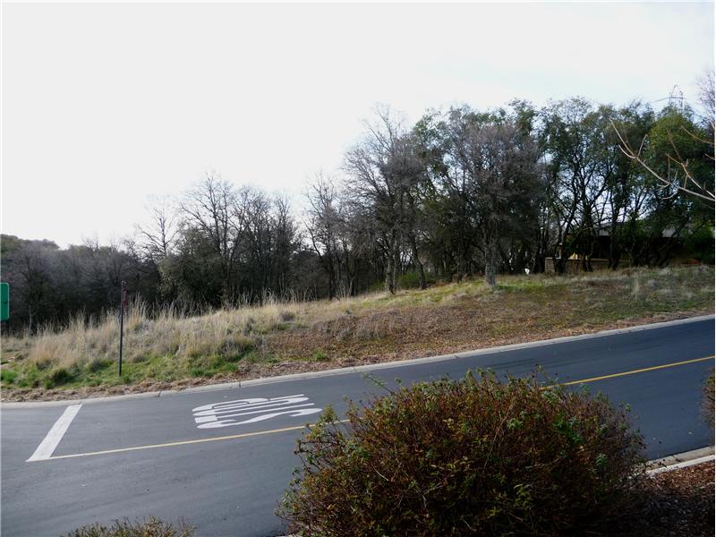 Lot from across Borra Court.