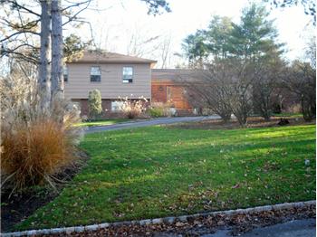  3 Princeton Road, Livingston, NJ