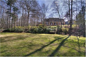  701 Sardis Lane, Charlotte, NC
