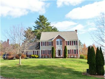 1  Doe Drive, Franklin, MA